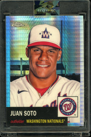 2022 Topps Chrome Platinum Anniversary #300 Juan Soto Prism Refractor Baseball